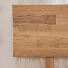 Charger l'image dans la galerie, Sommier zoné - coffre - chêne bois massif avec tête de lit
